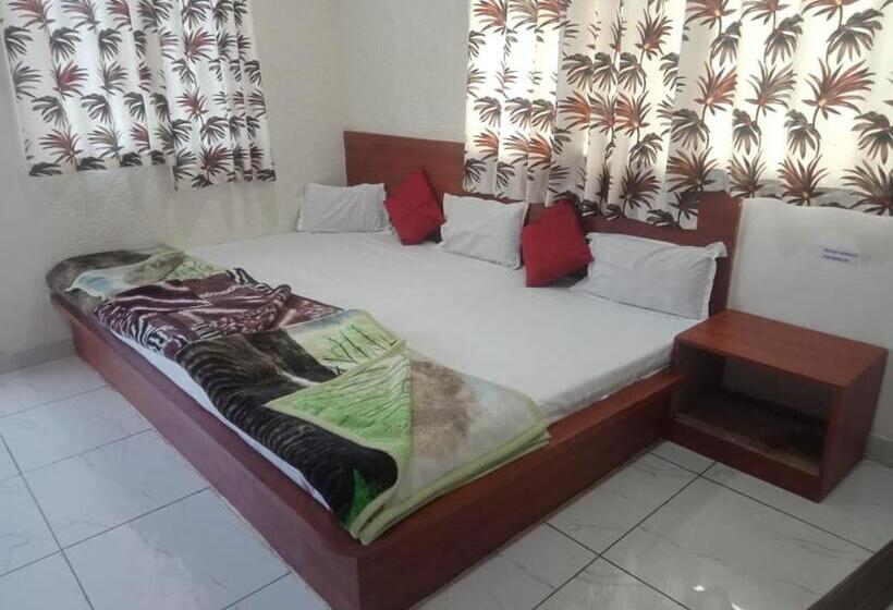 هتل Samarth Home Stay