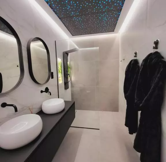 Hotelli Suites Home Ruidera