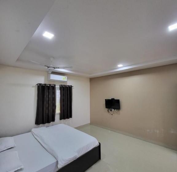 호텔 Vayu Resort Kas Pathar