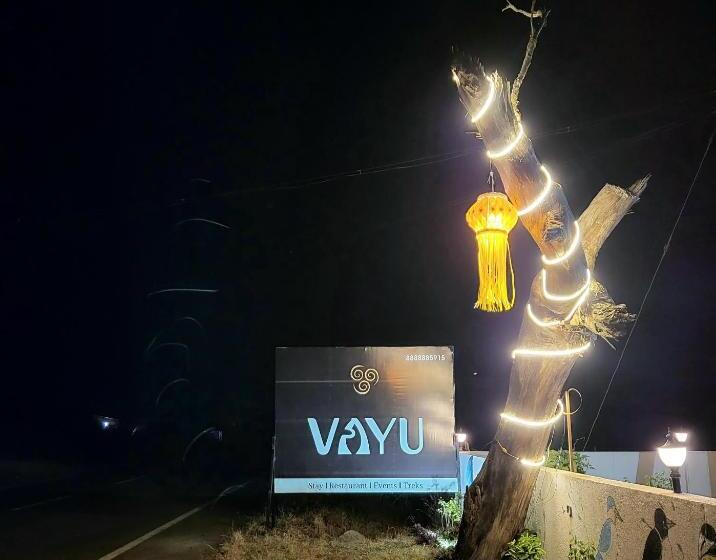 호텔 Vayu Resort Kas Pathar