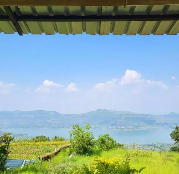 Hotelli Vayu Resort   Kas Pathar