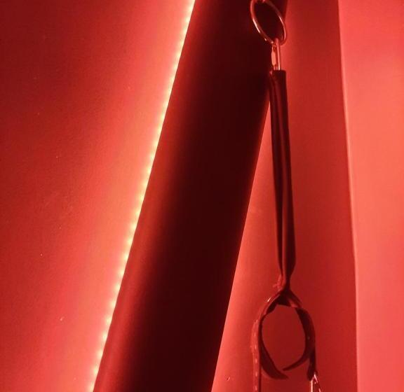 Luv Gardens Motel   Adults Only