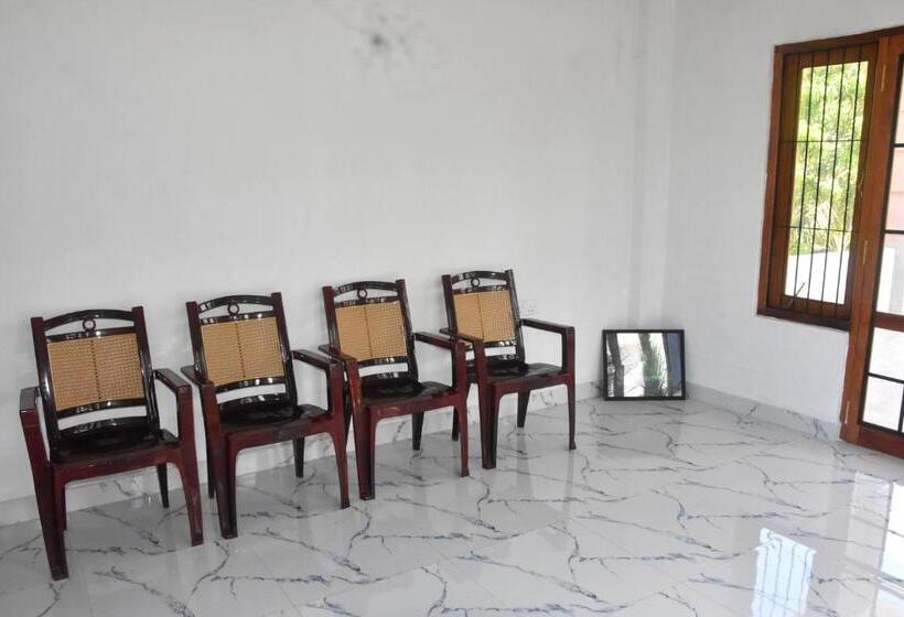 Pensione Camellia Resort