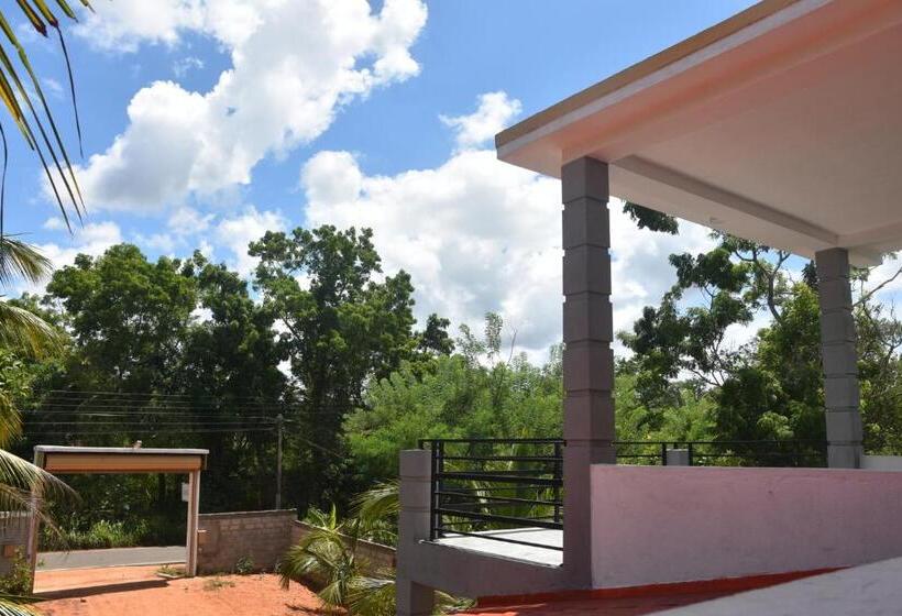 Pensione Camellia Resort