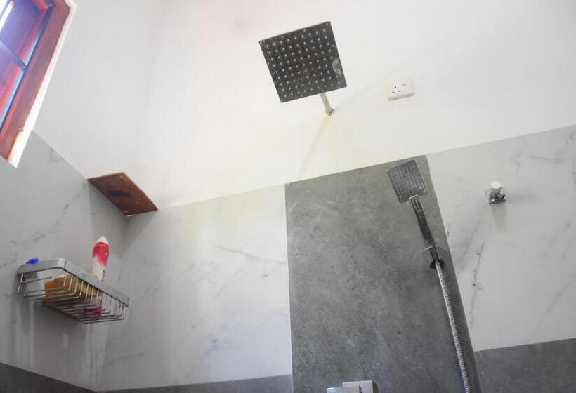 Pensione Camellia Resort