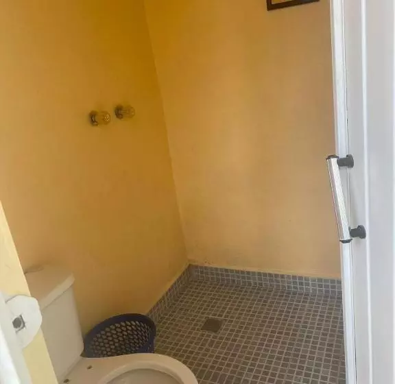 ペンション Hostal Las Quince Letras