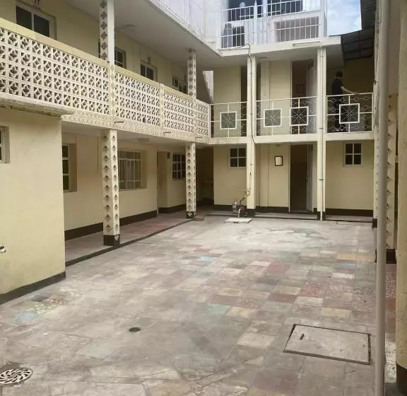 ペンション Hostal Las Quince Letras