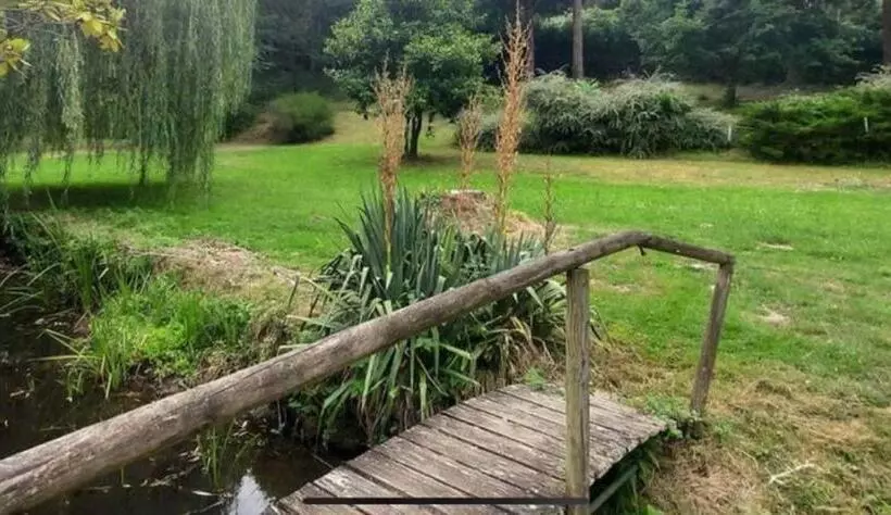 Majatalo Le Moulin De La Vernoelle