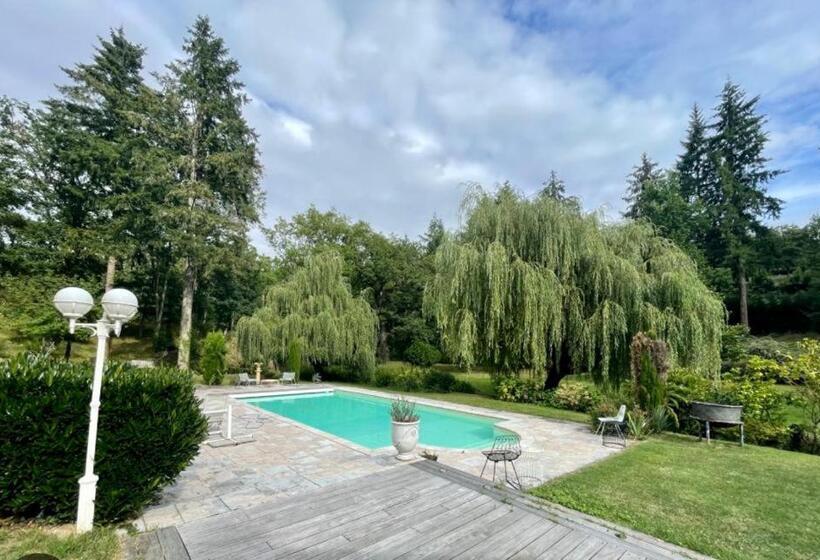 بنسيون Le Moulin De La Vernoelle