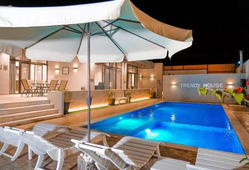 پانسیون Trendy House Deadsea