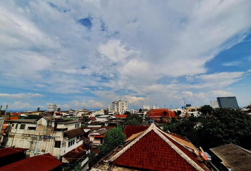 هاستل Cody Backpackers Cnx