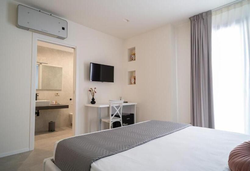 مبيت وإفطار Acquamarina Rooms