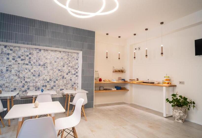 مبيت وإفطار Acquamarina Rooms