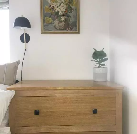 ベッドアンドブレックファースト Cedar Shade Cottage Ensuite Private Annexe With Parking