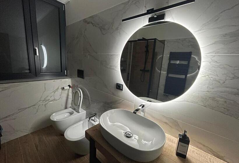 민박 Industrial House 3