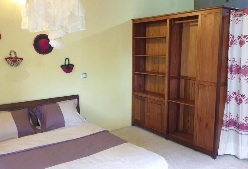 تختخواب و صبحانه Les Citronniers