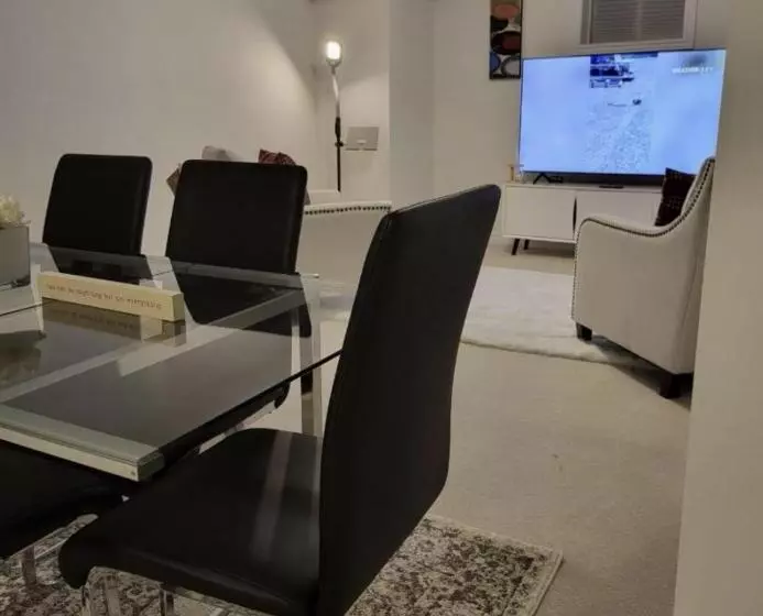 ベッドアンドブレックファースト New Luxury Home
