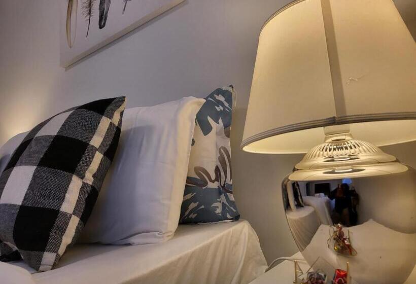 Bed and Breakfast New Luxury Home