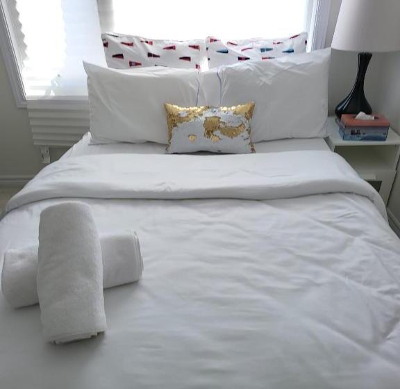 Bed and Breakfast New Luxury Home