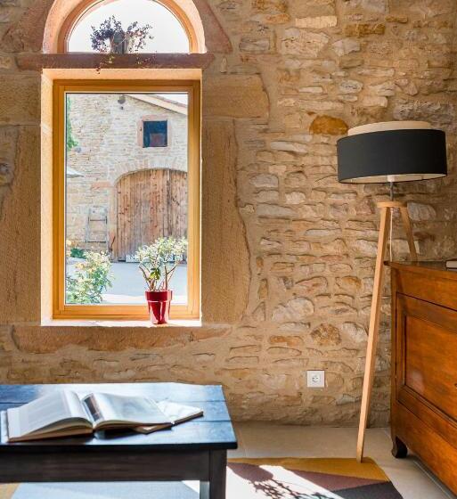 تختخواب و صبحانه Maison De Pagneux