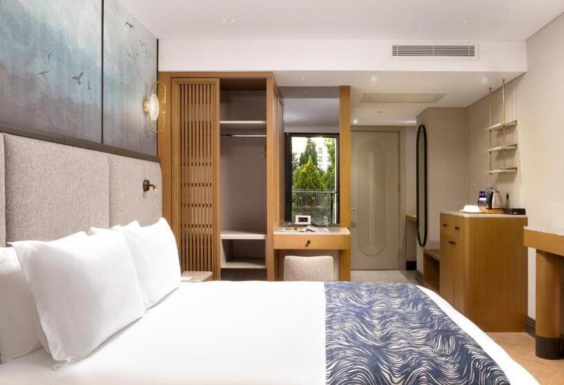 Bentley Hotel Old City Special Class