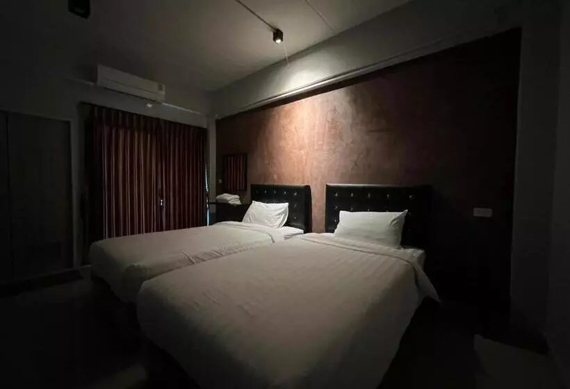 Boonjaras House บุญจรัส เฮ้าส์