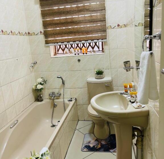 Glamour C Rane Lodge