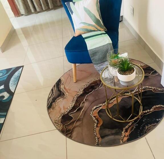 Glamour C Rane Lodge