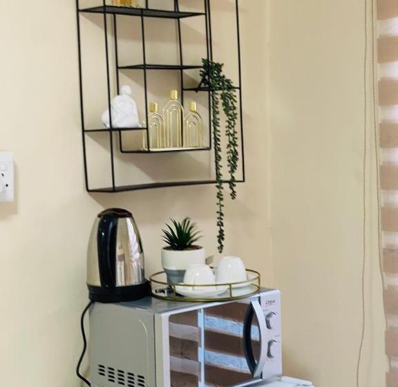 Glamour C Rane Lodge