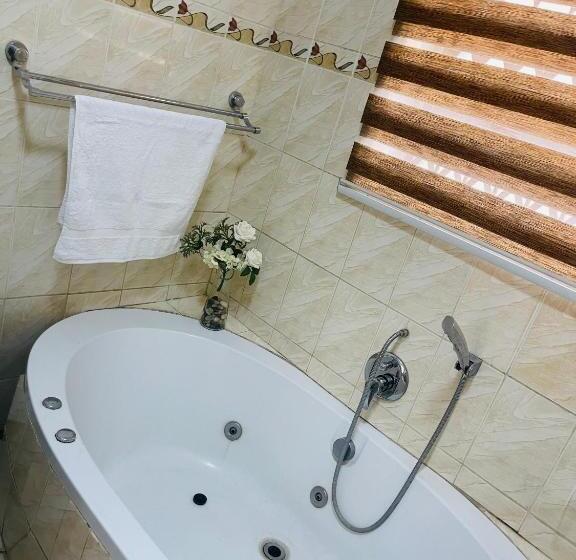 Glamour C Rane Lodge