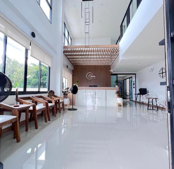 Hotel โรงแรม ชม เชียงราย