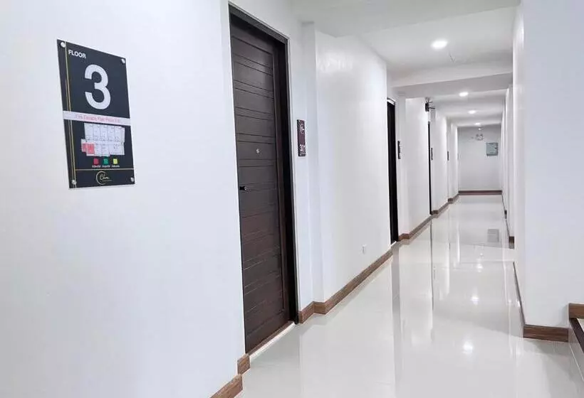 Hotelli โรงแรม ชม เชียงราย