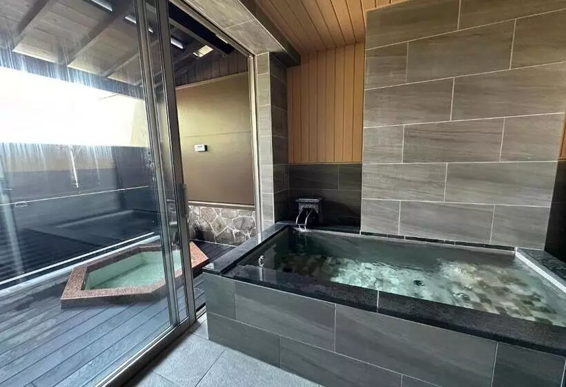 Hotelli 宵待ちの宿　萩一輪