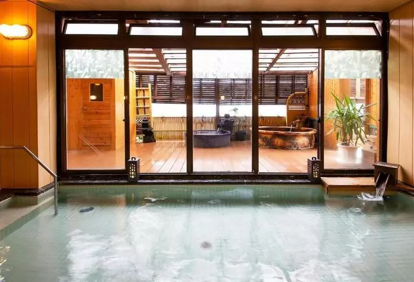 Hotelli 宵待ちの宿　萩一輪