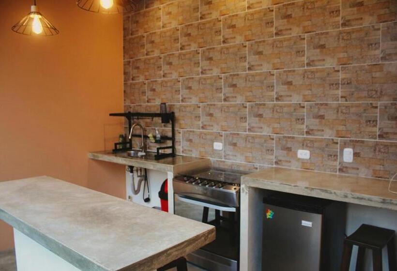 호텔 Brahman Bungalows On Pavones Point