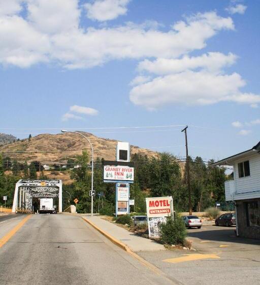 ホテル Granby River Inn & Suites