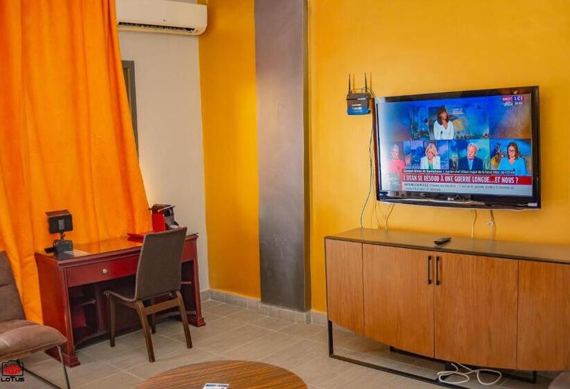 هتل Mayombe Arena