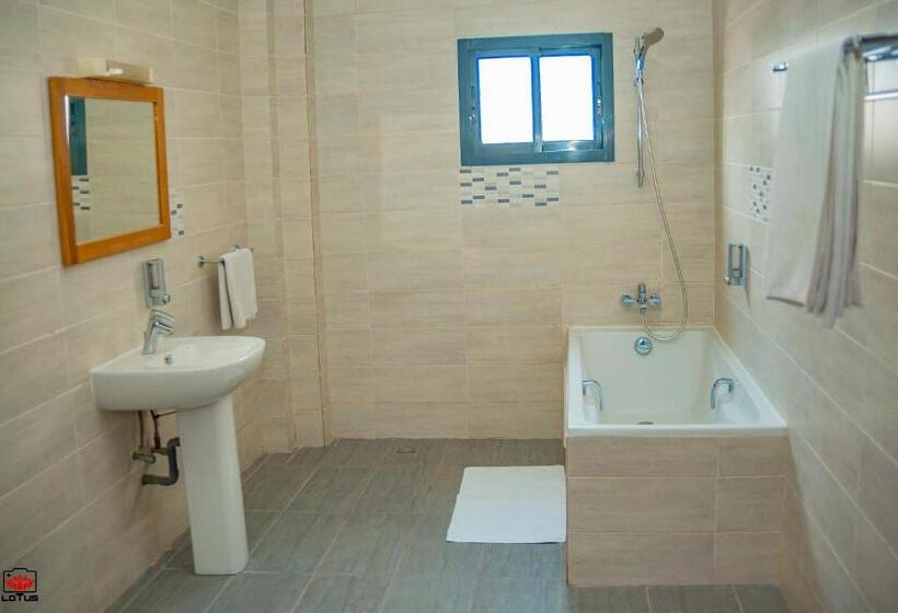 هتل Mayombe Arena