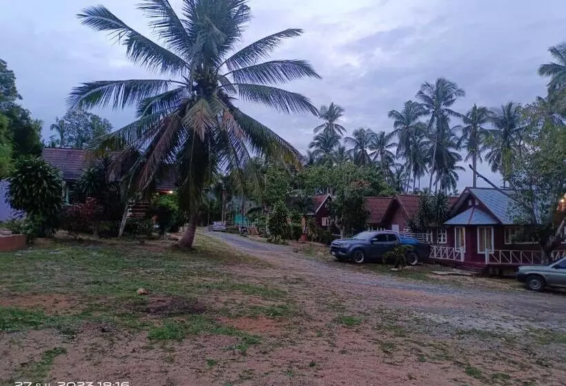 Hotelli Panasak Resort