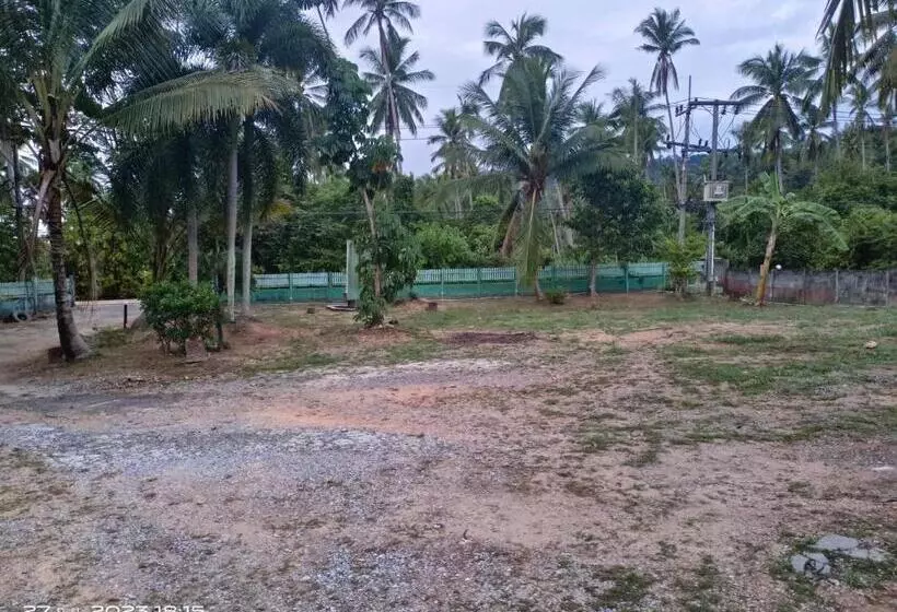 Hotelli Panasak Resort