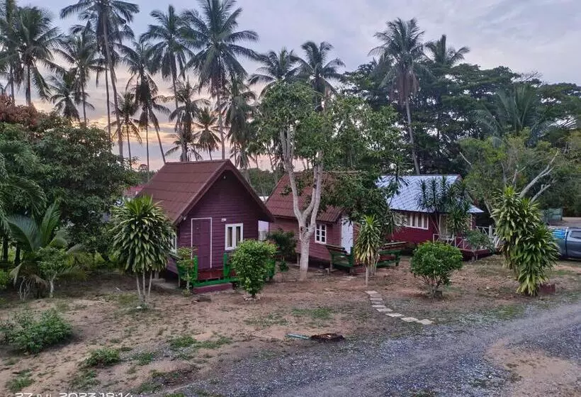Hotelli Panasak Resort