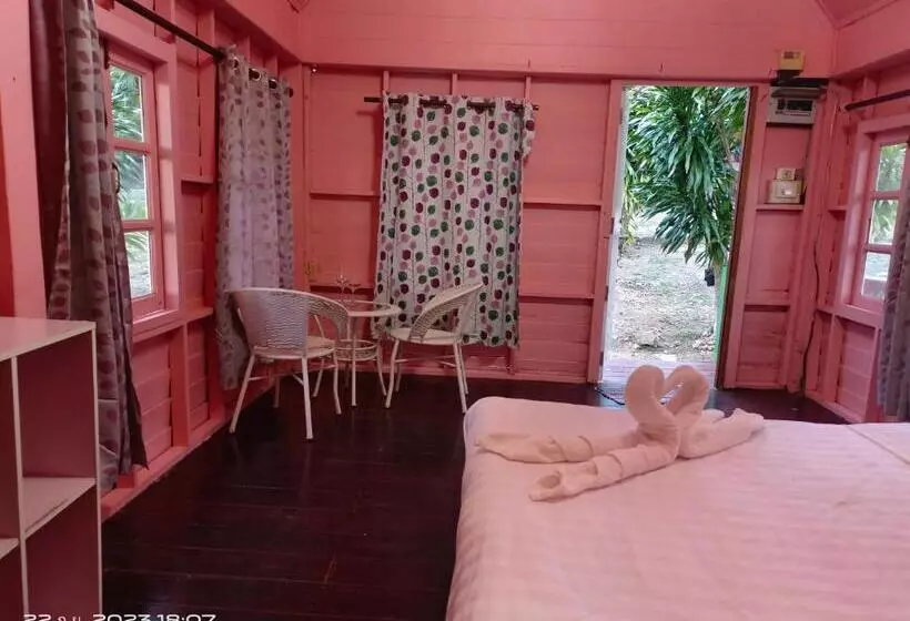 Hotelli Panasak Resort