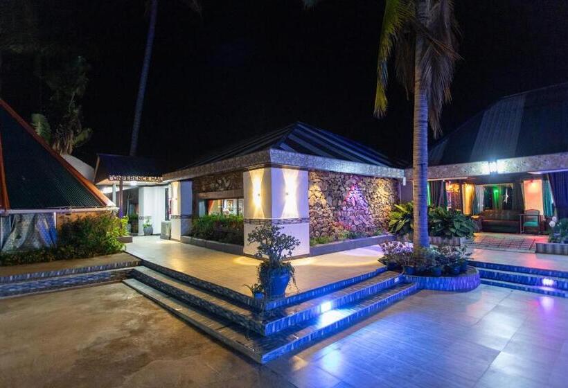 فندق Rusty Rock Beach Resort & Spa