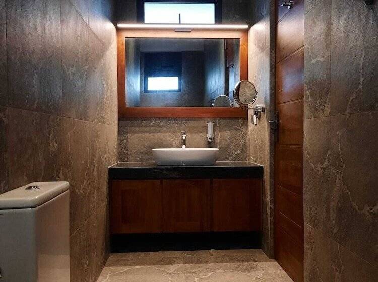 בית מלון כפרי Thimbiri Wewa Resort Wilpattu