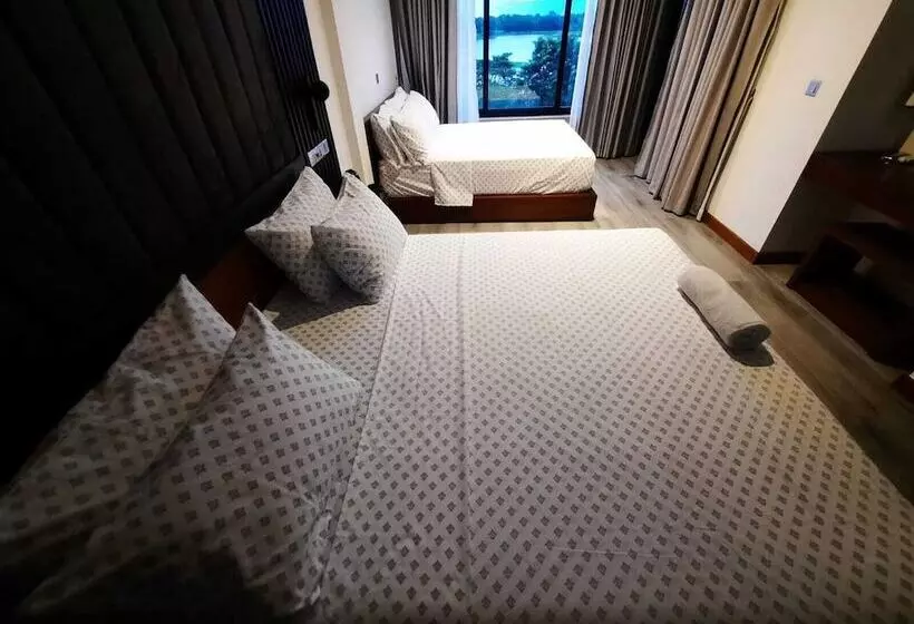 Hotelli Thimbiri Wewa Resort Wilpattu