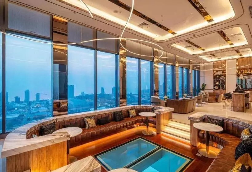 Once Pattaya Seaview Condo