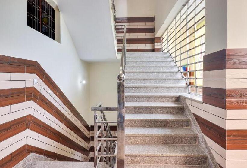 Oyo Flagship Hotel The Kailash