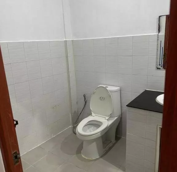 ペンション โรงแรมราชิการีสอร์ท