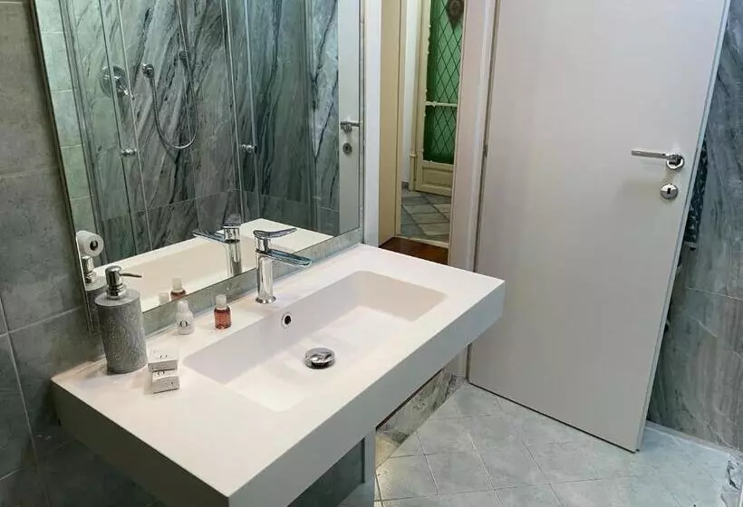 پانسیون Suites Indipendenza 58