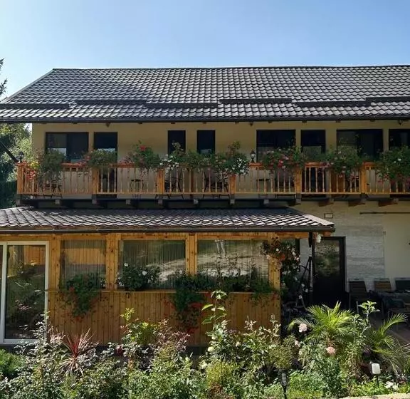 پانسیون Casa Armonia